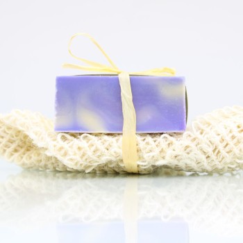 Ενυδατικό και αρωματικό σαπούνι με θαλασσινό αλάτι με οικολογικό σφουγγάρι-σαπουνοθήκη