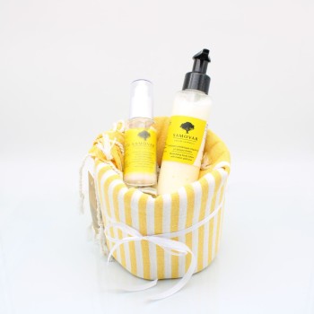 Καλοκαιρινό δώρο- Αντηλιακή και body lotion σε παρεό 