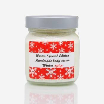 Ενυδατική και αρωματική κρέμα σώματος με άρωμα Winter Spice - Limited Edition!