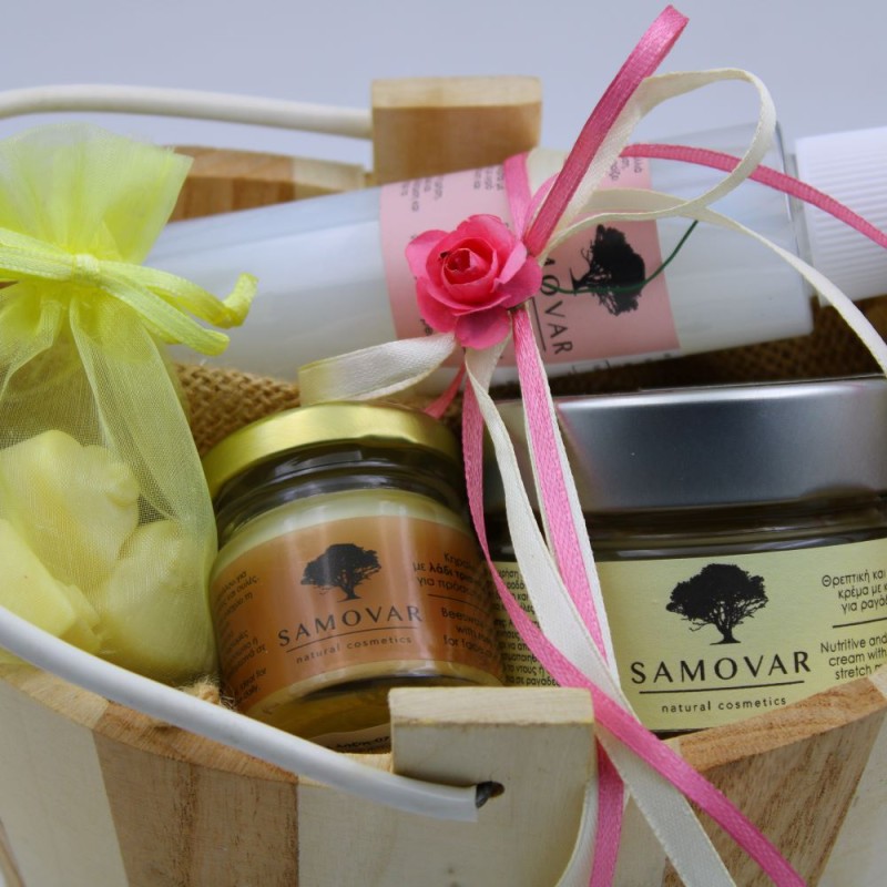 Δώρο με προϊόντα περιποίησης για νέα Μαμά