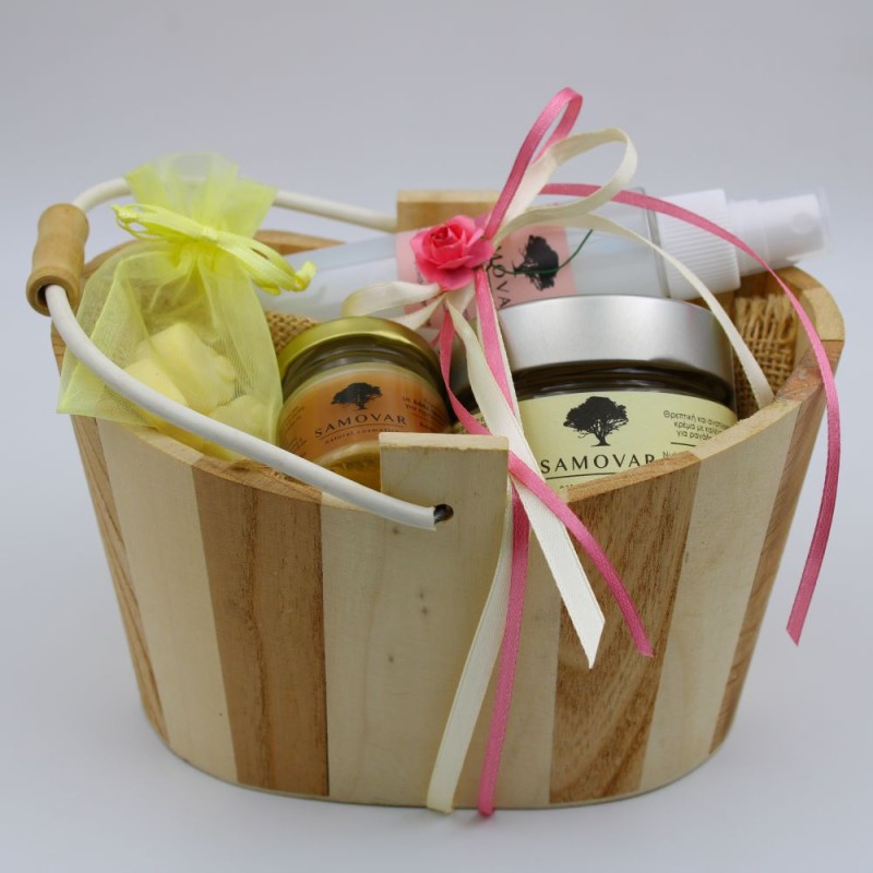 Δώρο με προϊόντα περιποίησης για νέα Μαμά