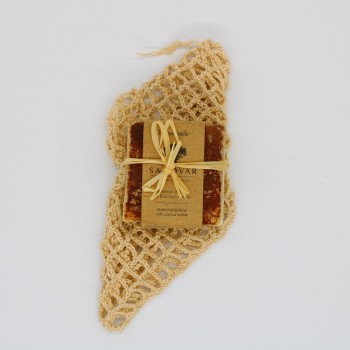 Ενυδατικό σαπούνι με βούτυρο κακάο με χειροποίητη βαμβακερή σαπουνοθήκη