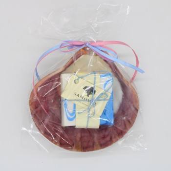 Ενυδατικό και αρωματικό σαπούνι με θαλασσινό αλάτι μαζί με βάση σαπουνιού όστρακο